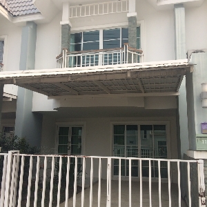 Code 1378 Townhome in Sankamphaeng for sale