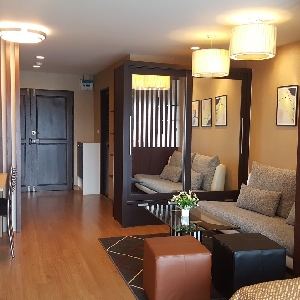 Code 1095 Rental room in luxurious condo in Nimman
